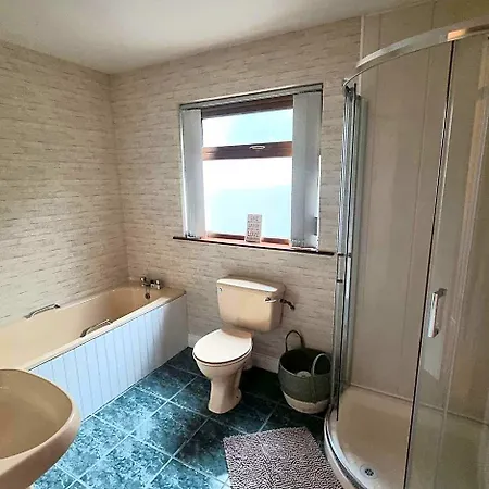 Ardaravan Townhouse, By Wild Atlantic Wanderer Buncrana