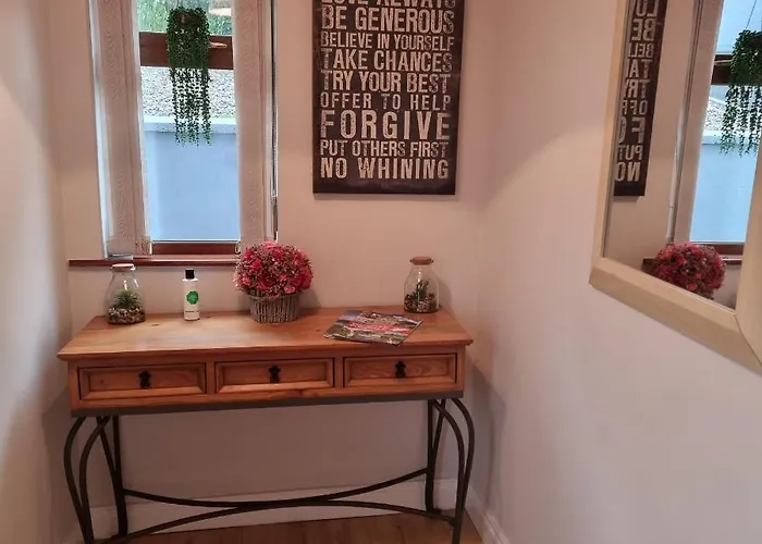 Ardaravan Townhouse, By Wild Atlantic Wanderer Сasa de vacaciones *